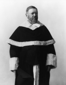 The Honourable John Idington